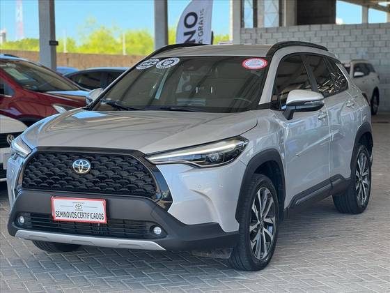 TOYOTA COROLLA CROSS 2024