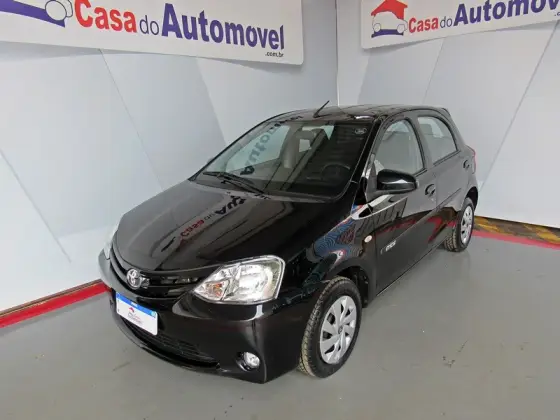 TOYOTA ETIOS 2015