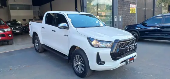 TOYOTA HILUX 2017