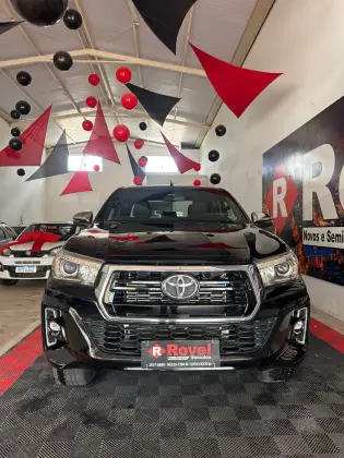 TOYOTA HILUX 2019