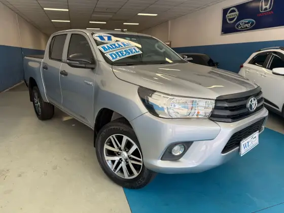 TOYOTA HILUX 2017