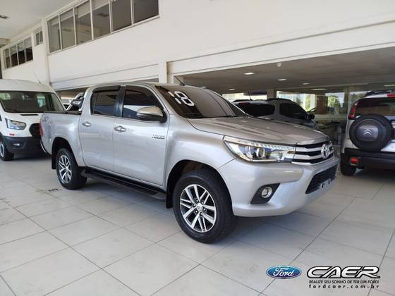 TOYOTA HILUX 2018