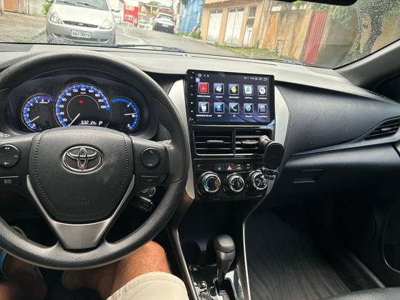 TOYOTA YARIS 2019
