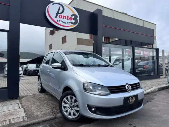 VOLKSWAGEN FOX 2011