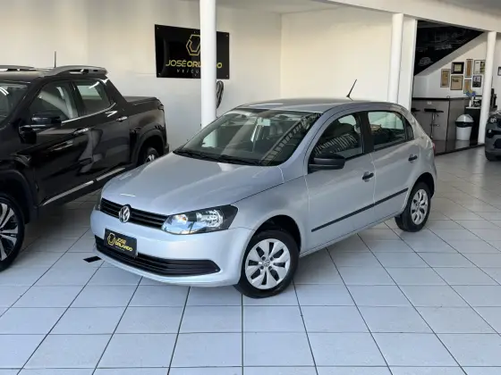 VOLKSWAGEN GOL 2015