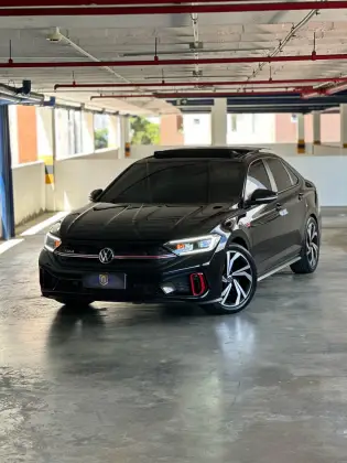 VOLKSWAGEN JETTA 2024