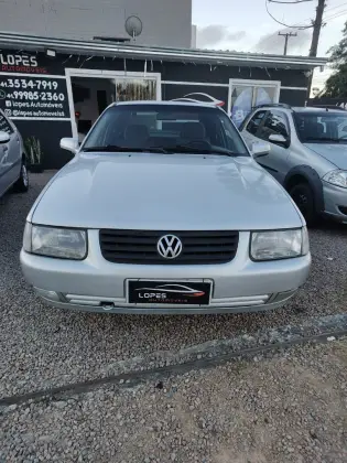 VOLKSWAGEN SANTANA 2002