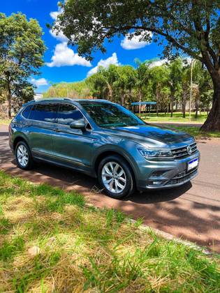VOLKSWAGEN TIGUAN 2019