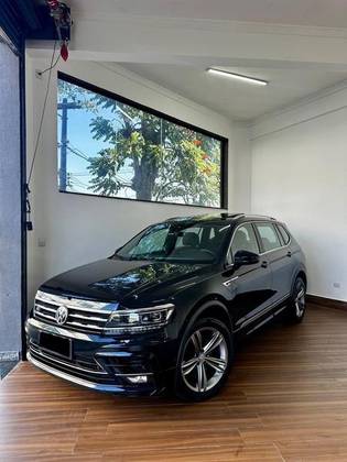 VOLKSWAGEN TIGUAN 2019