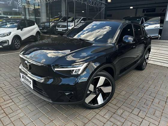 VOLVO C40 2023