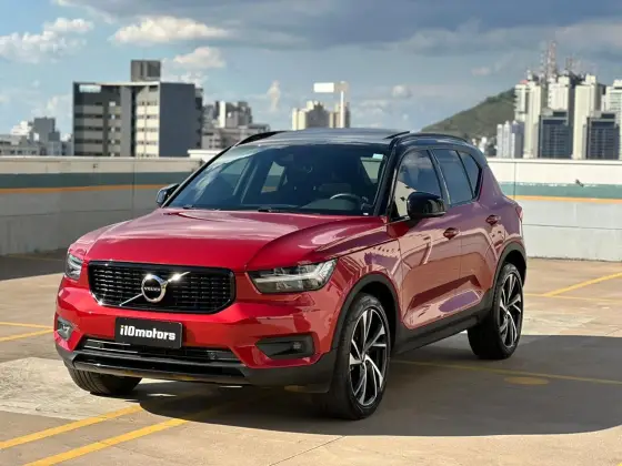 VOLVO XC40 2020