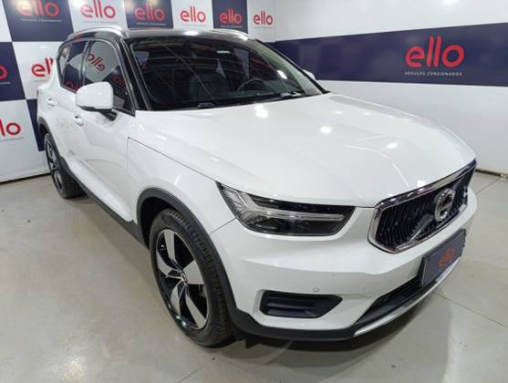 VOLVO XC40 2020