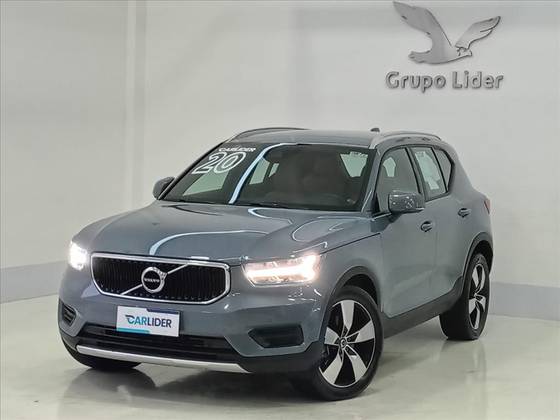 VOLVO XC40 2020