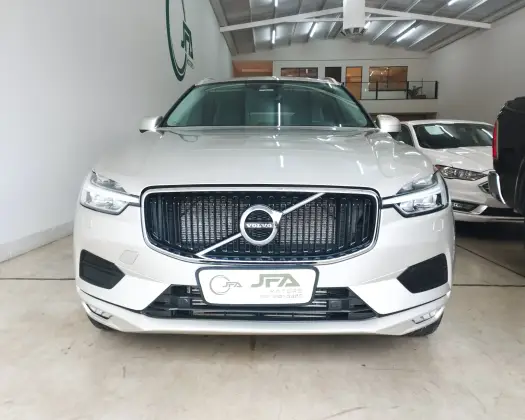 VOLVO XC60 2019