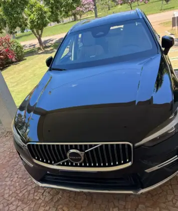 VOLVO XC60 2023