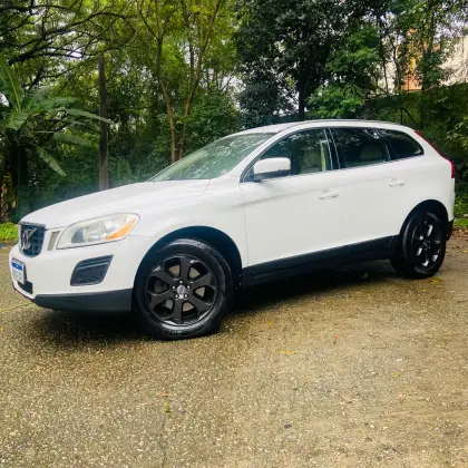 VOLVO XC60 2011