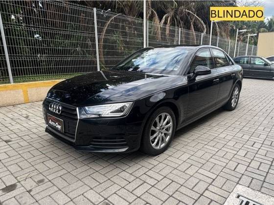 AUDI A4 2018