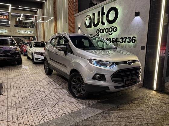 FORD ECOSPORT 2015