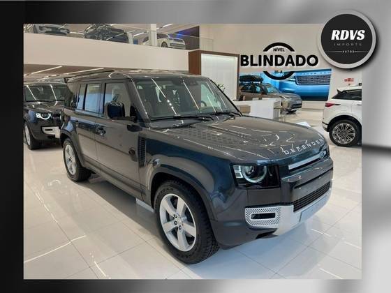 LAND ROVER DEFENDER 2024