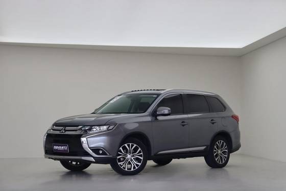 MITSUBISHI OUTLANDER 2018
