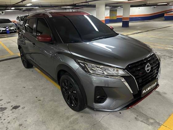 NISSAN KICKS 2023
