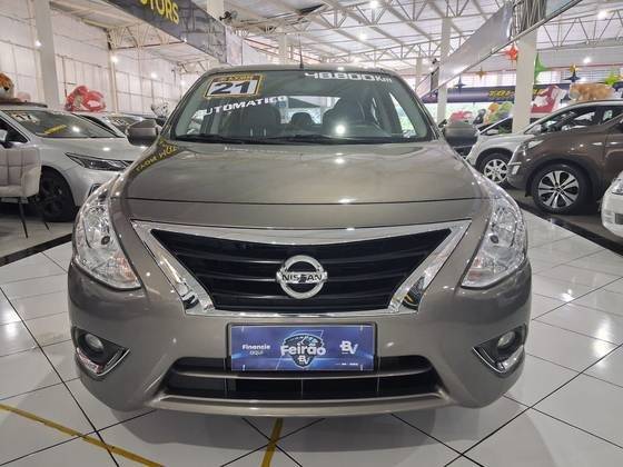 NISSAN VERSA 2021