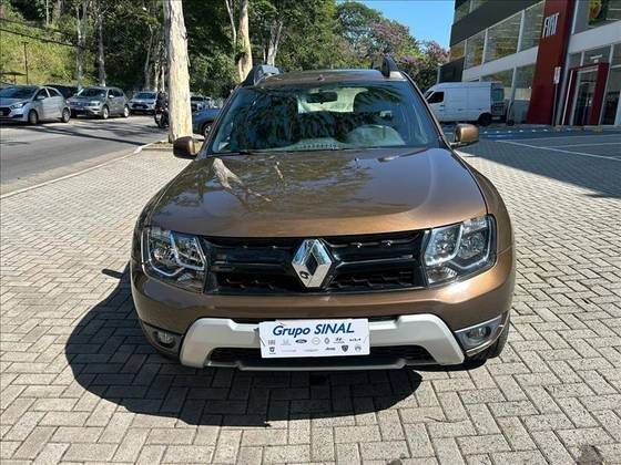 RENAULT DUSTER 2017