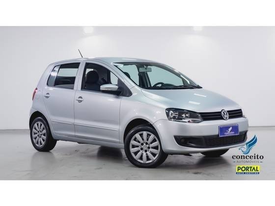 VOLKSWAGEN FOX 2011