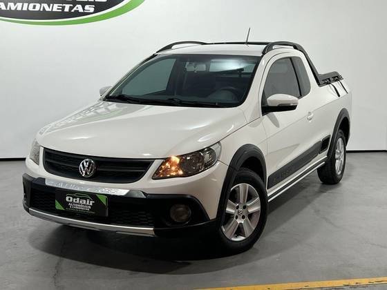 VOLKSWAGEN SAVEIRO 2013