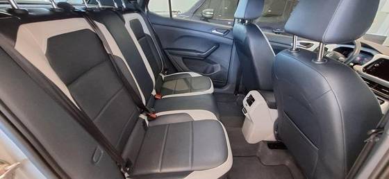 VOLKSWAGEN T-CROSS 2020