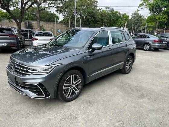 VOLKSWAGEN TIGUAN 2025