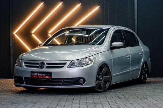 VOLKSWAGEN VOYAGE 2011