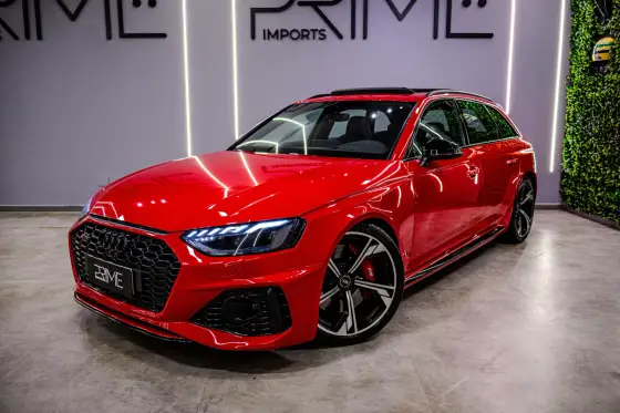 AUDI RS4 2021