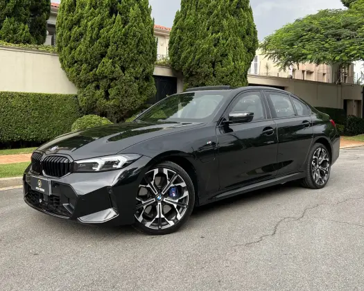 BMW 330e 2025