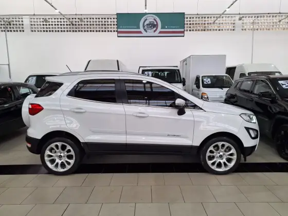 FORD ECOSPORT 2019
