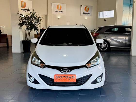 HYUNDAI HB20 2015