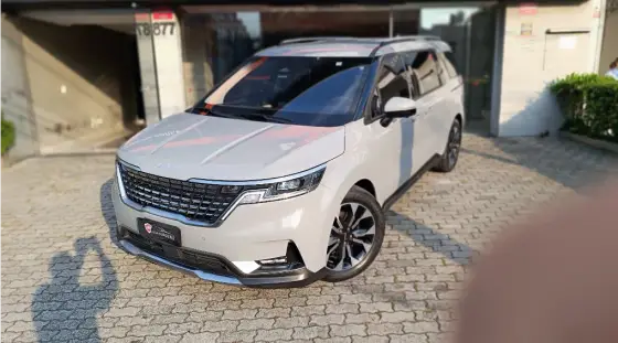 KIA CARNIVAL 2022