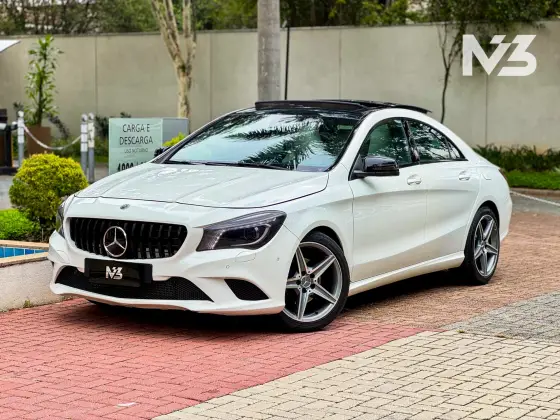 MERCEDES-BENZ CLA 200 2016