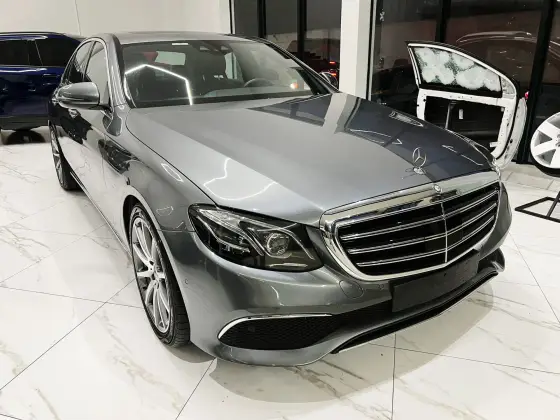 MERCEDES-BENZ E 250 2017