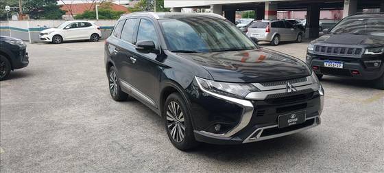 MITSUBISHI OUTLANDER 2021