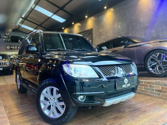 MITSUBISHI PAJERO TR4 2011