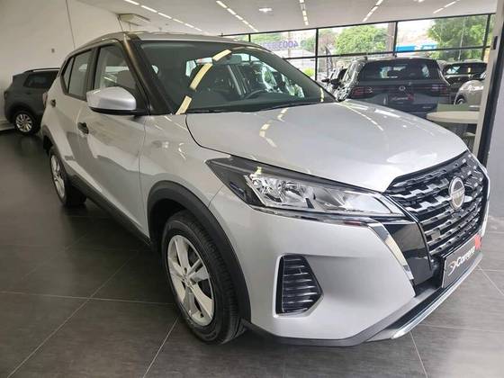 NISSAN KICKS 2023