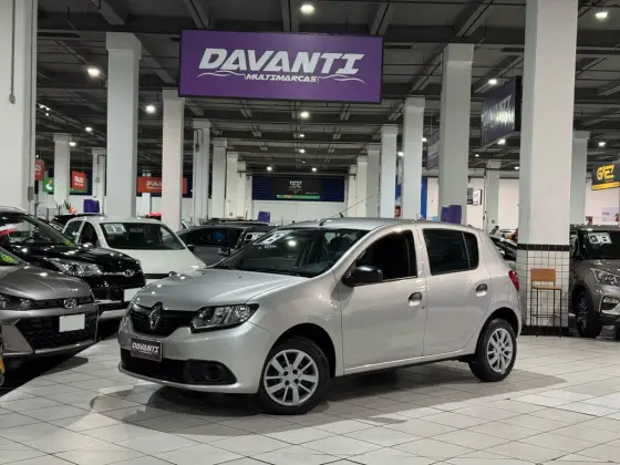 RENAULT SANDERO 2018