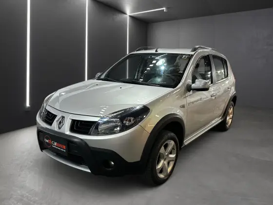 RENAULT SANDERO 2011