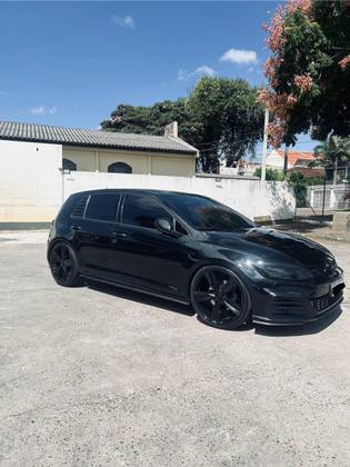 VOLKSWAGEN GOLF 2019