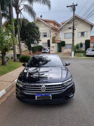 VOLKSWAGEN JETTA 2019