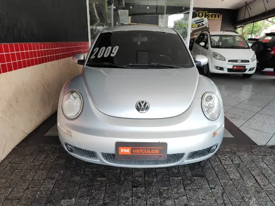 VOLKSWAGEN NEW BEETLE 2009