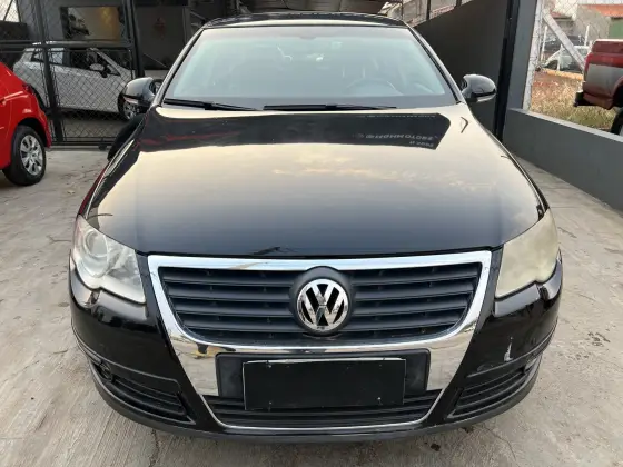 VOLKSWAGEN PASSAT 2008