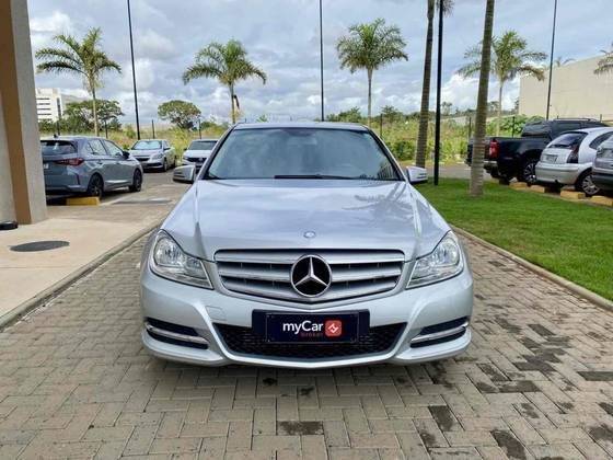 MERCEDES-BENZ C 180 2012