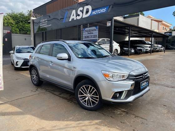 MITSUBISHI ASX 2020